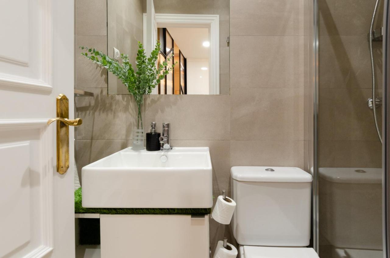 Palacio Premium Stay Madrid Exterior photo